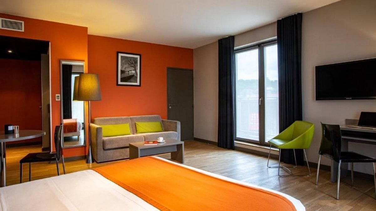 9th Arrondissement Apartment | À 10 min du métro Gare de Vaise | Moderne + WiFi