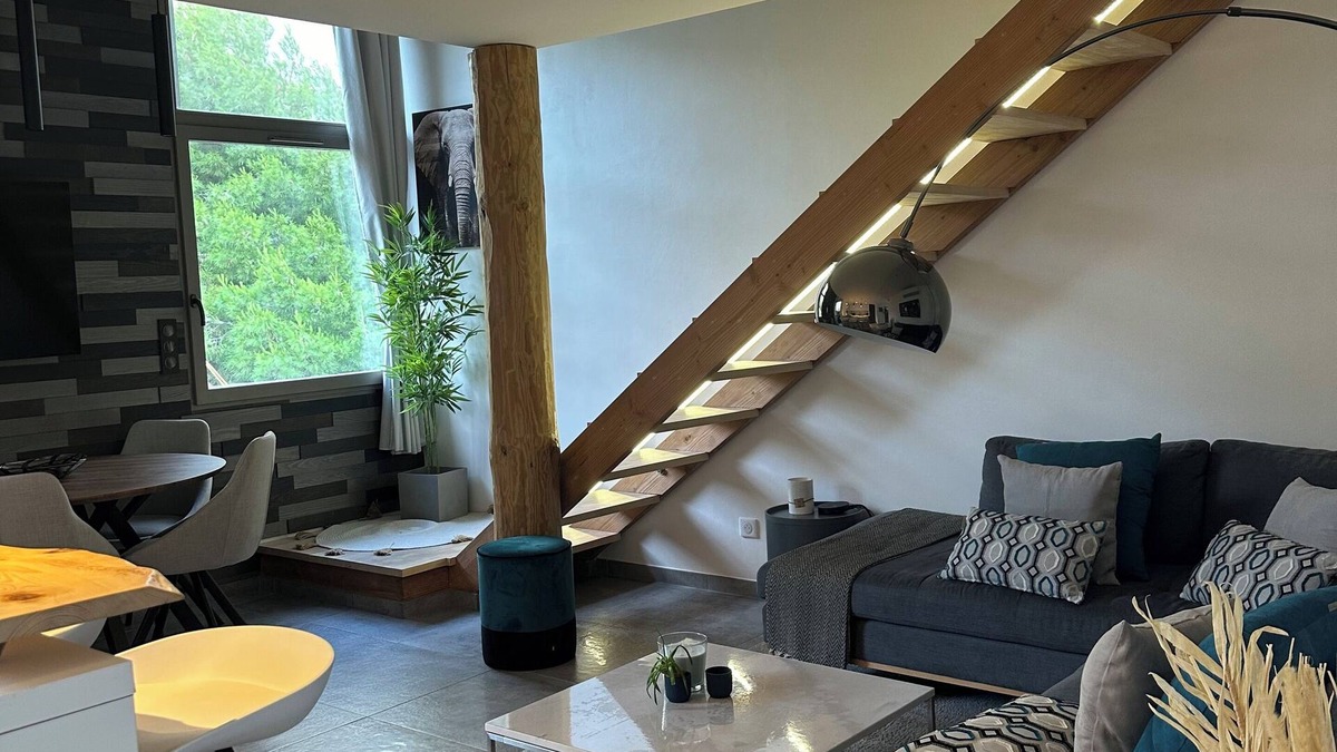 La Bocca Apartment | À 2min de la Plage, Appartement 2 Chambres, Idéal Pour les Familles
