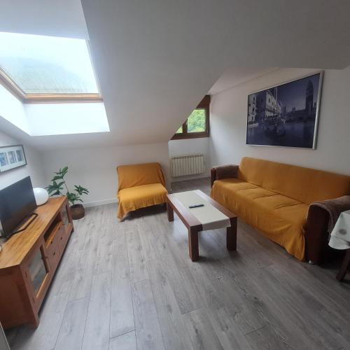 Felechosa Apartment | Ático Felechosa loft