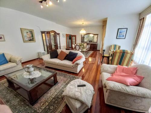 Castro Caldelas Apartment | Ático Pilos