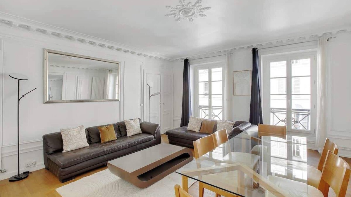 Chaussee-d'Antin Apartment | Élégance & confort à deux pas de la Madeleine