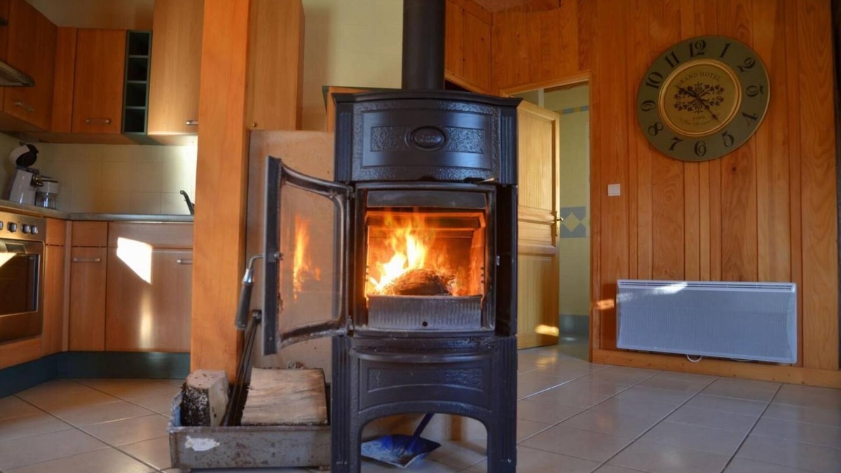 Marigny House | Évasion Boisée : Gîte de Plain-pied, 80m² Près de la Forêt et du lac de Chalain