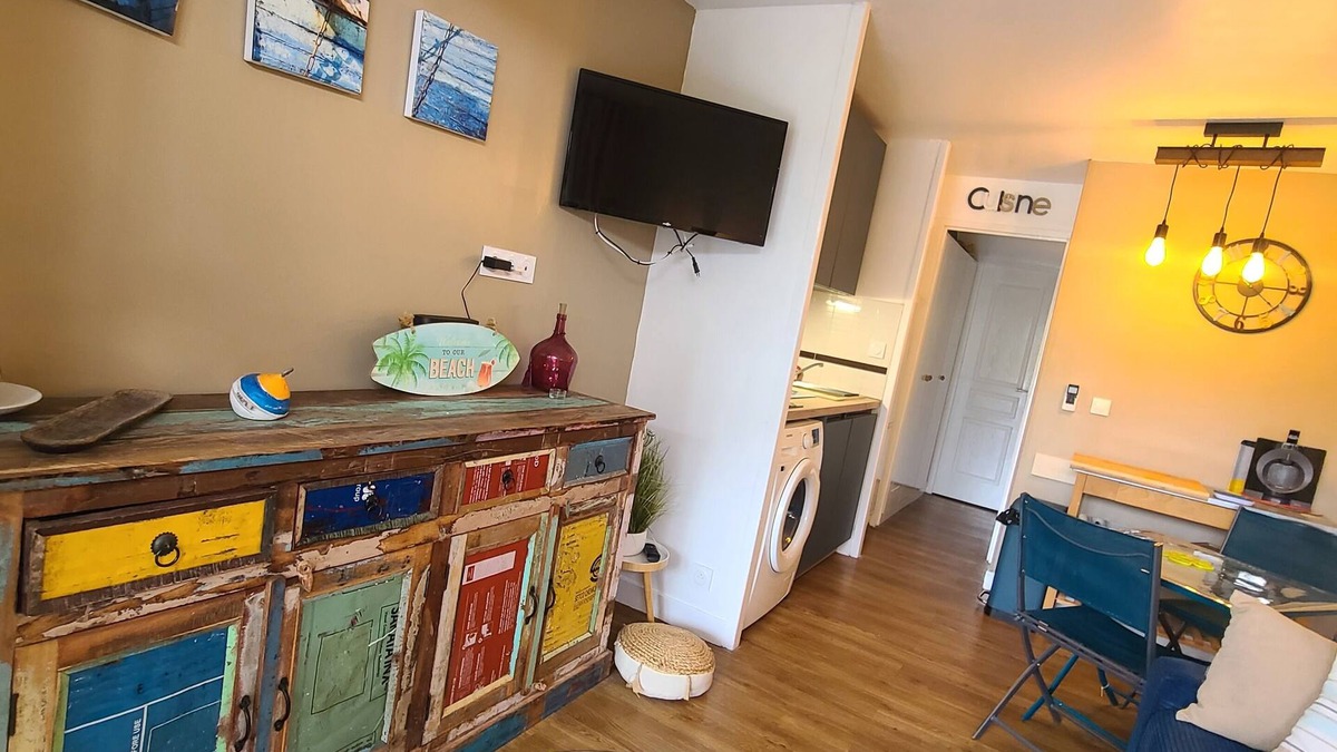Agay Apartment | Évasion Nature à Cap Esterel - Garden, Sea & Golf in comfort