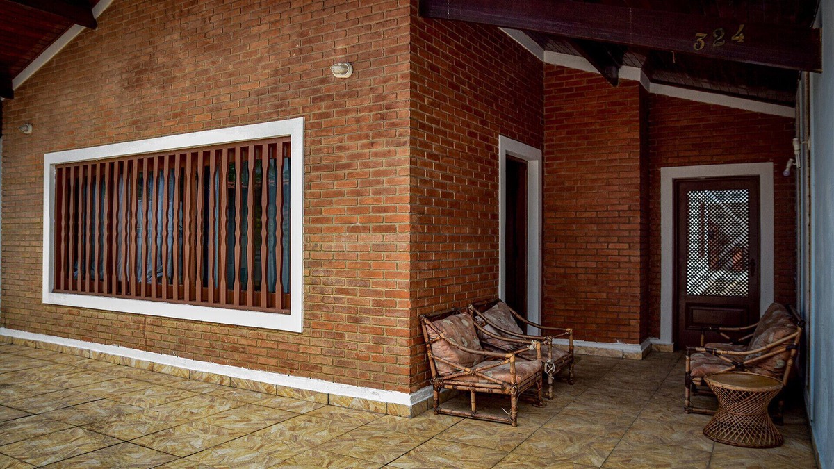 Balneario Arpoador House | Ótima casa com Wi-Fi a 350m da Praia de Peruíbe/SP