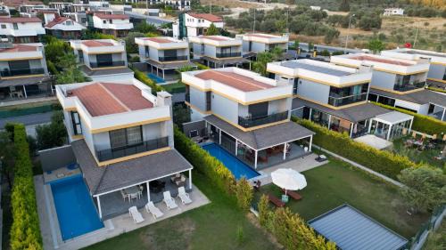 Kusadasi Villa | ÖZEL HAVUZLU Müstakil LÜKS VILLA