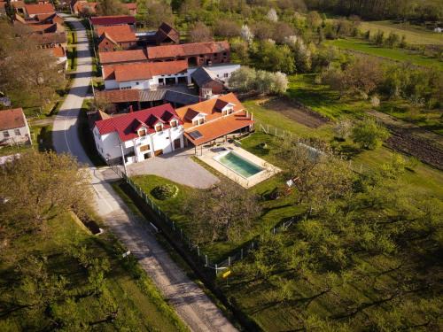 Velika House | Šljivik stari