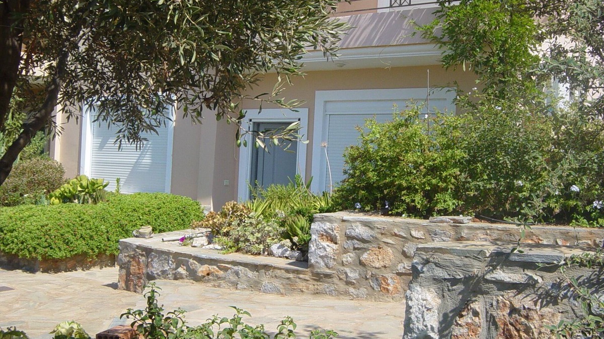 Karystos House | Άνετη διαμονή, μαγευτική θέα, υπέροχη παραλία!