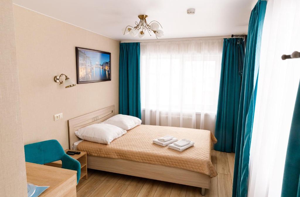 Ustinovskiy Hotel | Дельфин