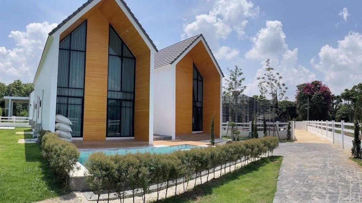 Pong Ta Long Villa | วิลล่า 4 ห้องนอน พร้อมสระว่ายน้ำและโต๊ะพลู