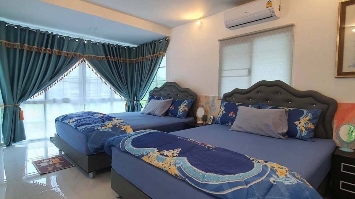 Nakhon Nayok Villa | วิวเขาล้อมรอบ มีน้ำจากเขื่อนไหลผ่าน มีสระว่ายน้ำ คาราโอเกะ สงบส่วนตัวแนวธรรมชาติ