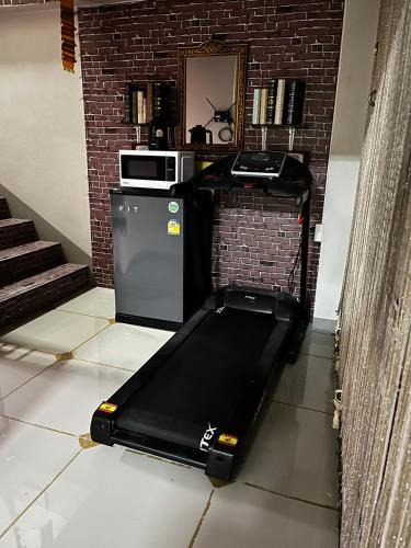 Chim Phli Hotel | โรงพักบางระมาด by ModiCoff Café