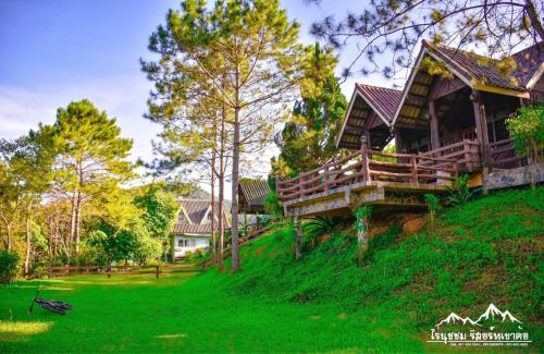 Khao Kho Resort | ไร่นุชชม รีสอร์ทเขาค้อ