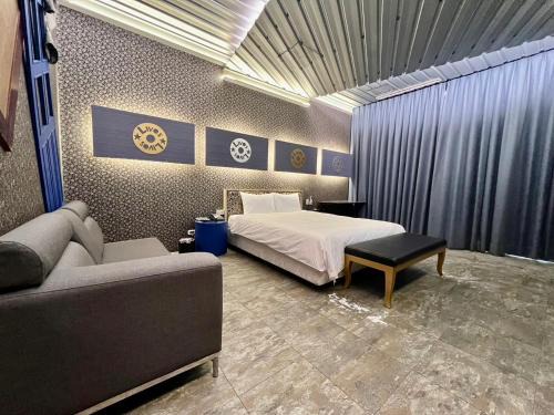 Changhua City Centre House | 九號行館No9 Hotel