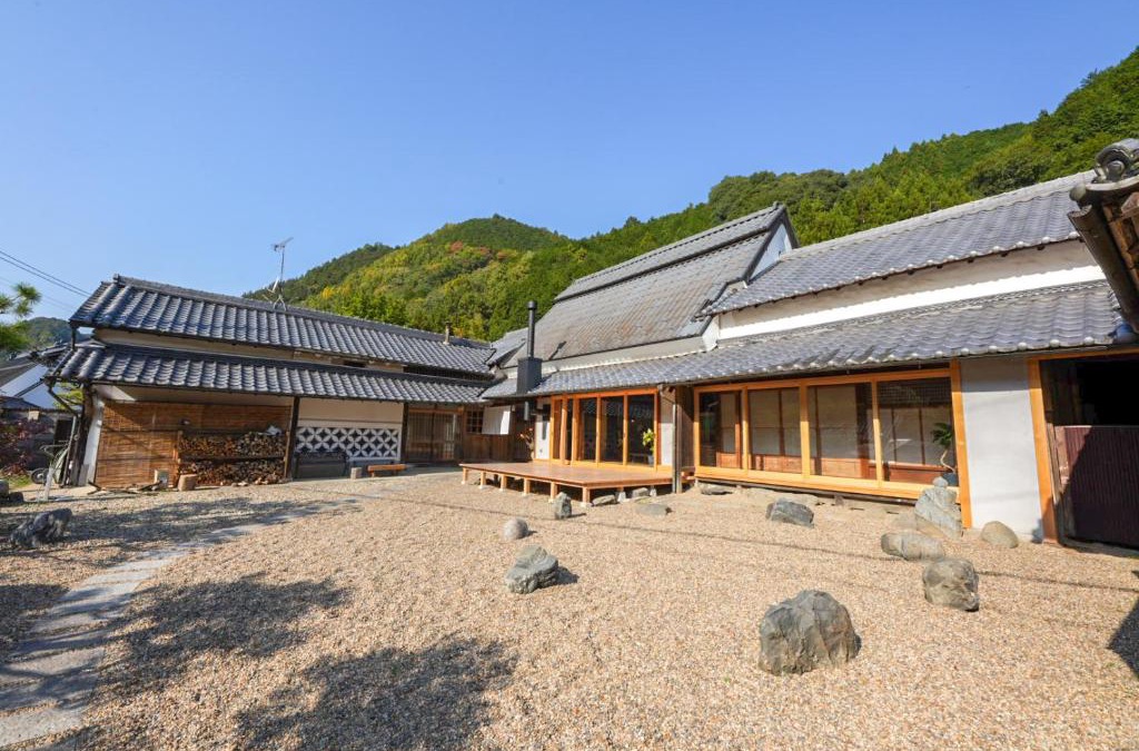 Asuka Villa | 奥明日香古民家一棟貸し宿 弥栄 Yasaka