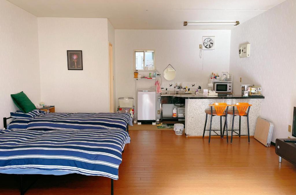 Kofu Apartment | 富竹シンプルな部屋 駐車場一台分付き ユニットバス狭い