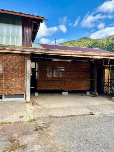 Nakahechi House | 山の家 Harumoni