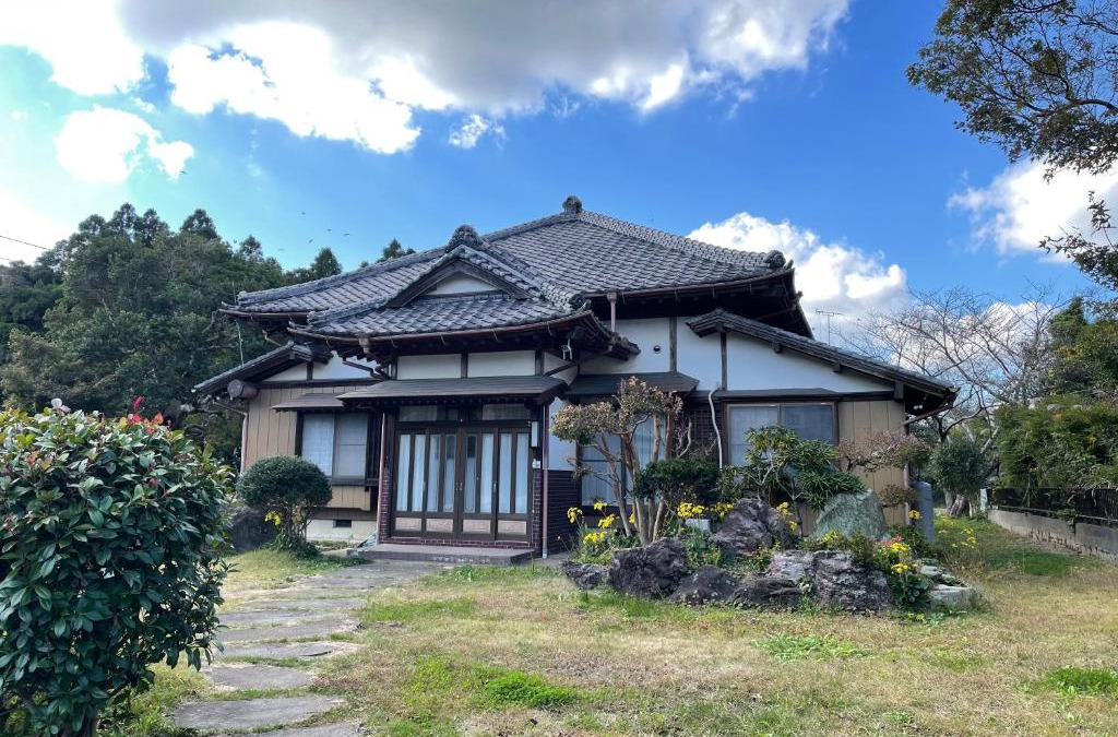 Sanbu-gun House | 旭日山荘