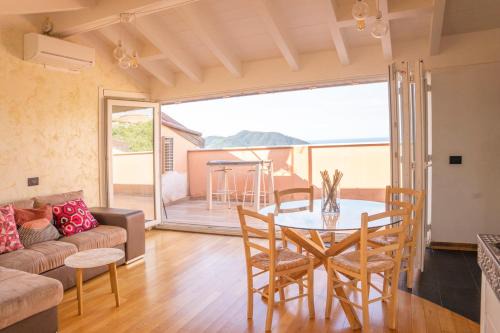 San Bernardo Apartment | 016 - Casa Tranquilla Vista MARE, Pace e Natura - 10 minuti dalla Spiaggia