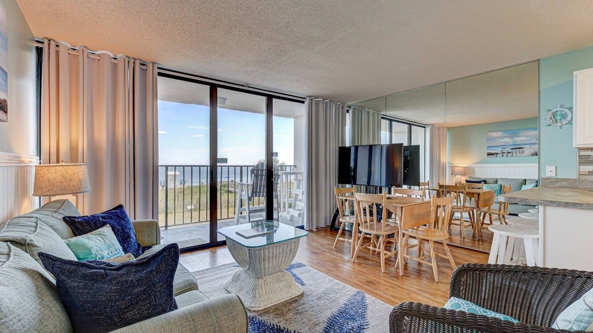 Wilmington Beach Condo | 0207 Dancing Tides 1 Bedroom Condo