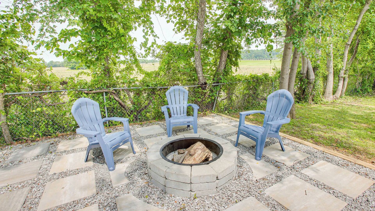 Franklin House | 1/2 Mi to Kentucky Downs: Franklin Home w/Patio!