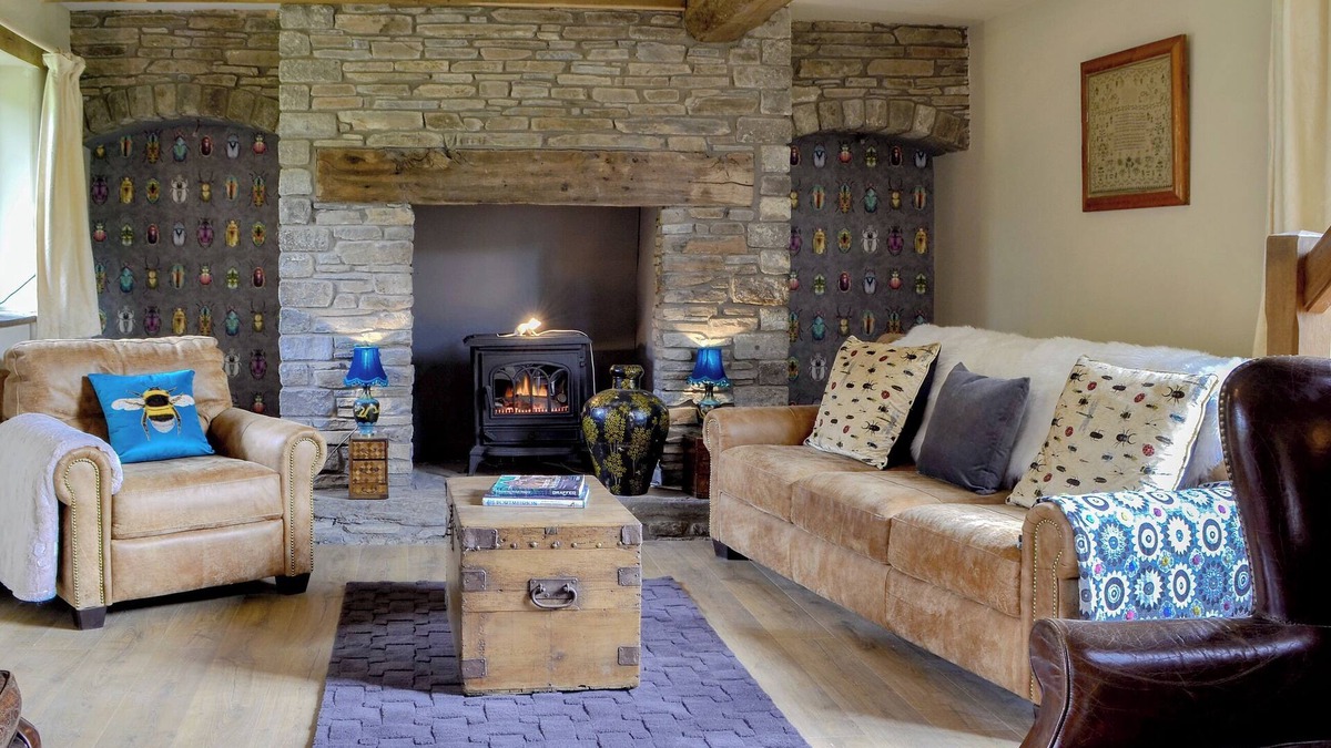 Llanfihangel Tal-y-llyn Cottage | 1 bedroom accommodation in Erwood, near Brecon