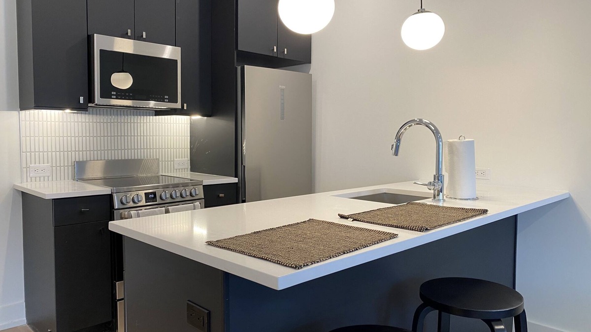 Philadelphia Apartment | 1 Bedroom/1 Bathroom in New Construction Apartment Building