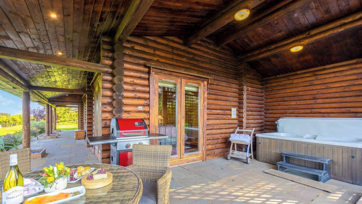 Constable Burton Ski Chalet | 1 bedroom accommodation in Constable Burton