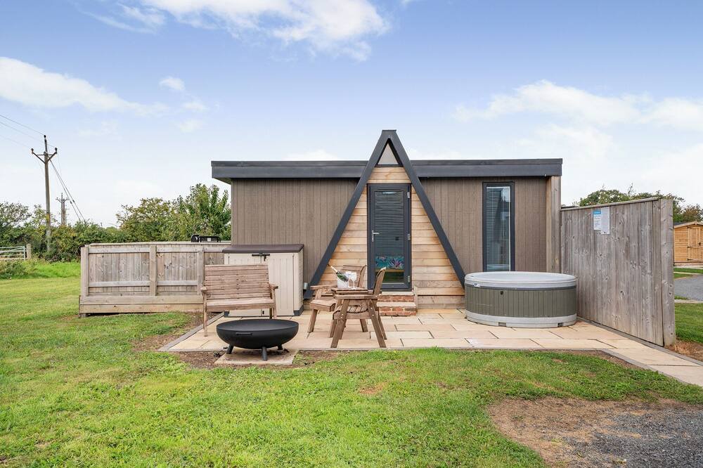 Carlton-in-Cleveland Ski Chalet | 1 bedroom accommodation in Great Busby