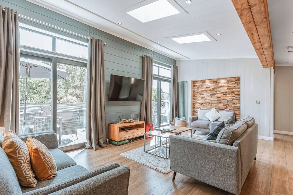 Bridgnorth Ski Chalet | 1 bedroom accommodation in Bridgnorth