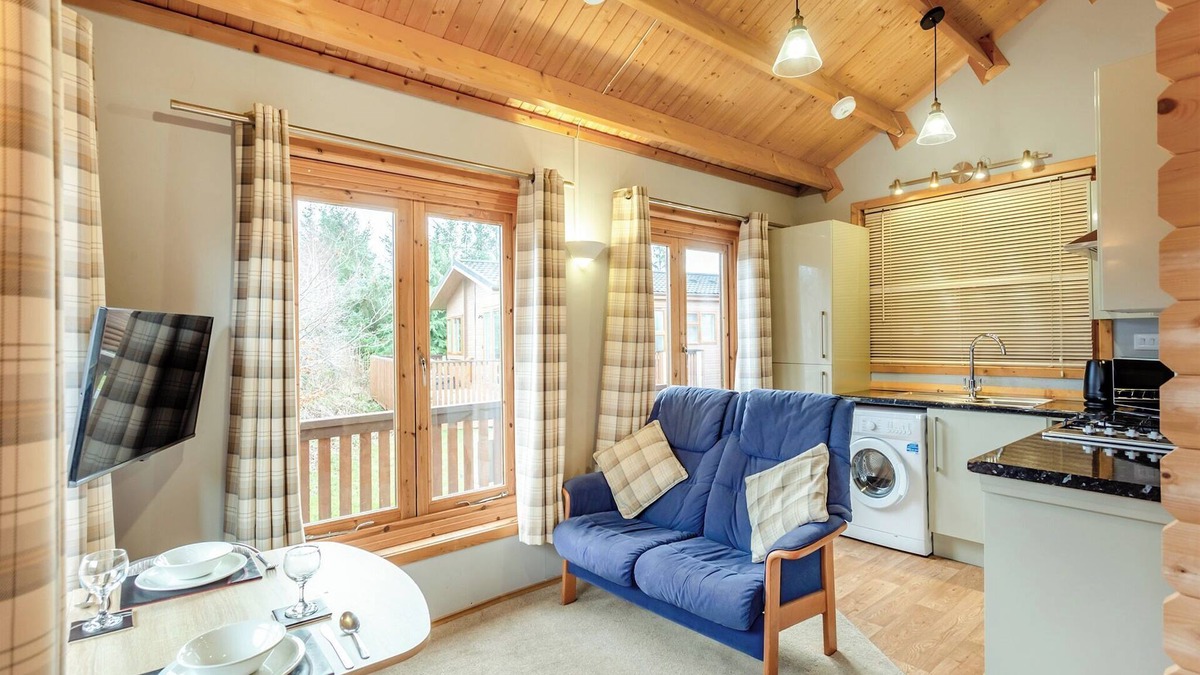 Banchory Ski Chalet | 1 bedroom accommodation in Castlewood