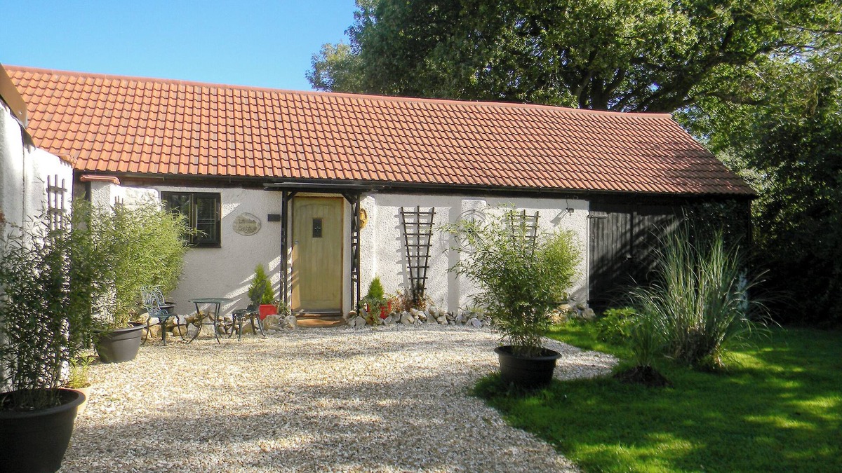 Cullompton Cottage | 1 bedroom accommodation in Blackdown Hills, near Culmstock