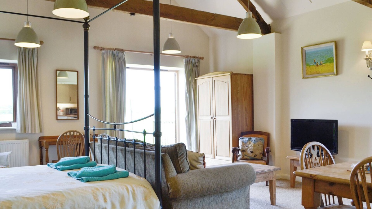 Hinton Cottage | 1 bedroom accommodation in Hinton, near Saxmundham