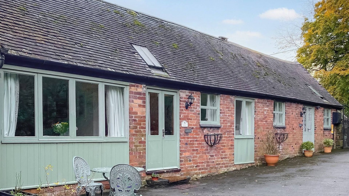 Middle Mayfield Cottage | 1 bedroom accommodation in Middle Mayfield, near Ashbourne