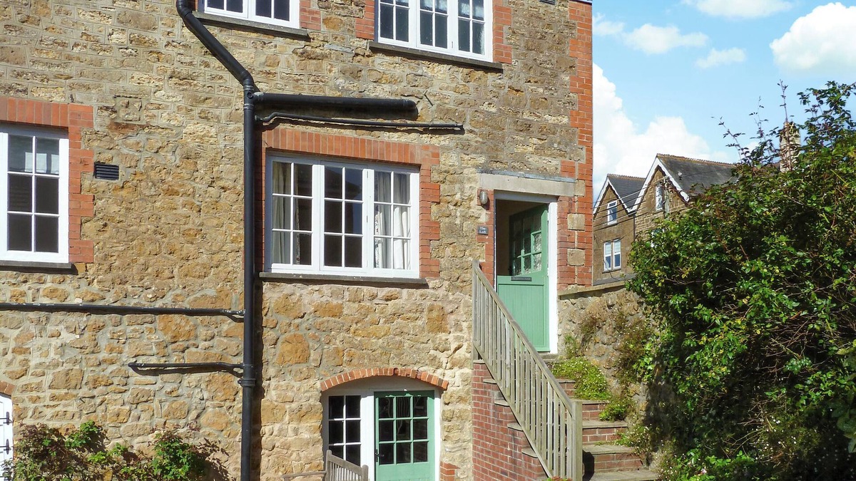 Ilminster Cottage | 1 bedroom accommodation in ILMINSTER