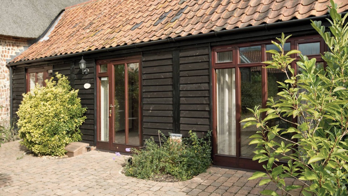 Potter Heigham House | 1 bedroom accommodation in Catfield