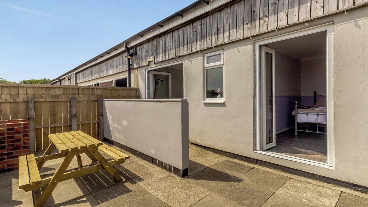 Crimdon Cottage | 1 bedroom accommodation in Crimdon