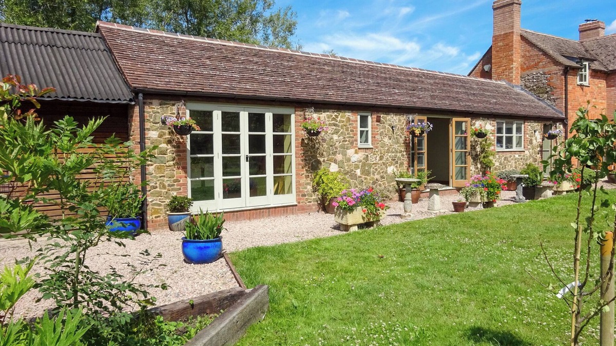 Moreton Cottage | 1 bedroom accommodation in Malvern