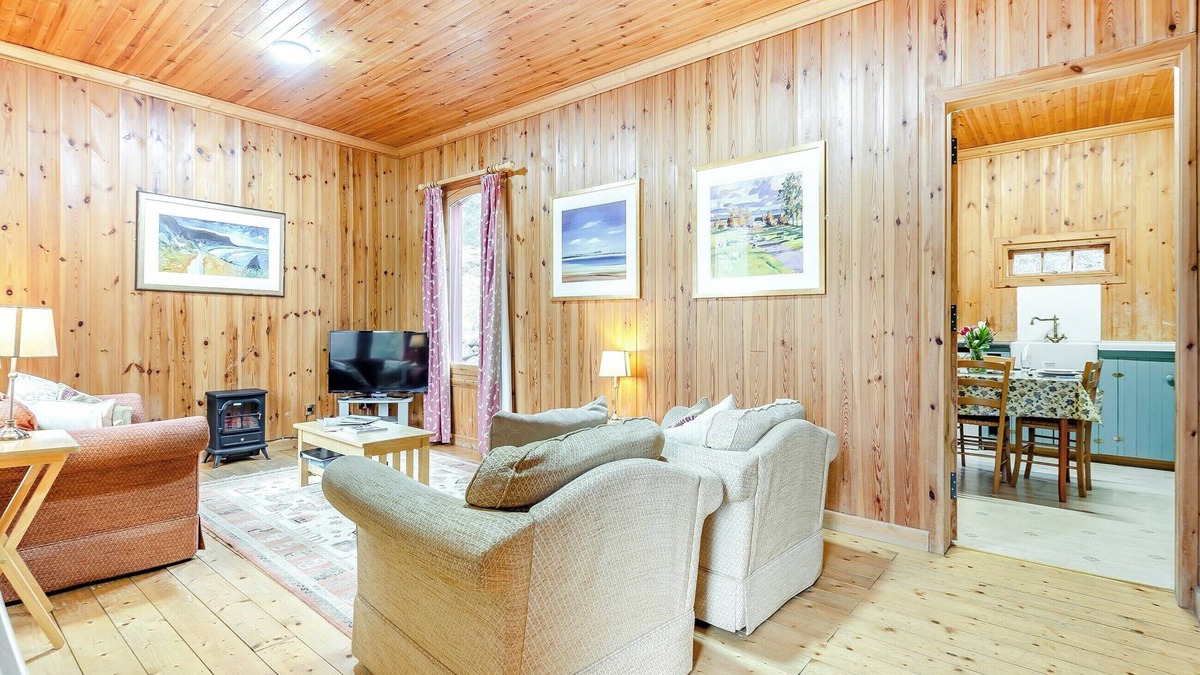 Ballater Cottage | 1 bedroom accommodation in Braemar