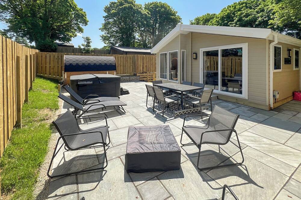 Leedstown Ski Chalet | 1 bedroom accommodation in Hayle