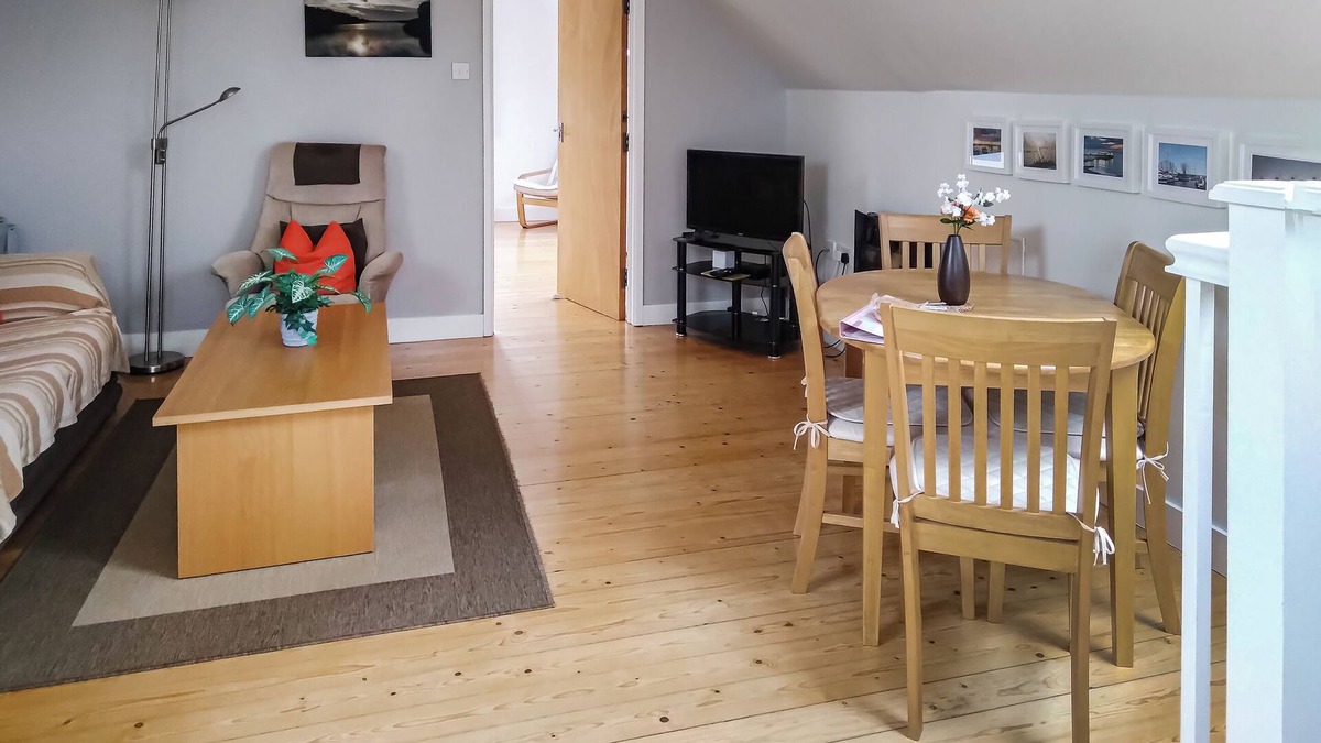 Upton House | 1 bedroom accommodation in Upton