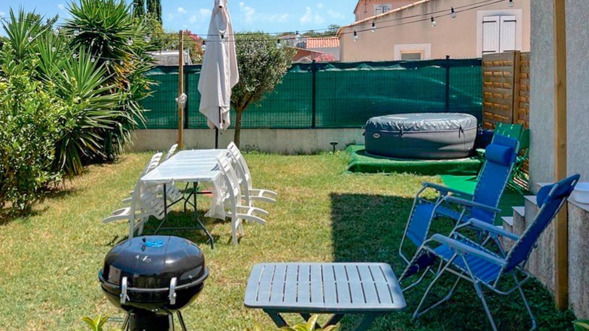 Mas Thibert House | 1 bedroom amazing home in Mas-Thibert