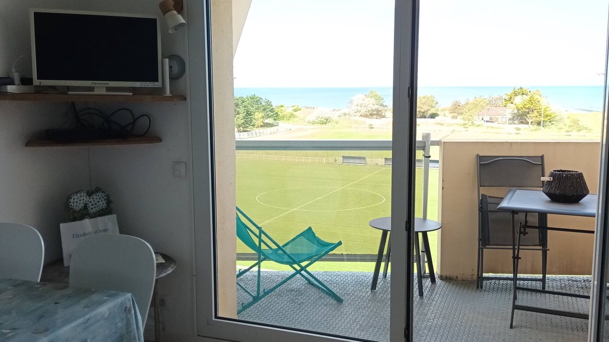 Donville-les-Bains Apartment | 1 Bedroom Apartment in DONVILLE les bains