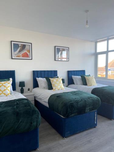 Flitwick Apartment | 1 Bedroom Apartment - Flitwick - Contractor Friendly - Tourist Ready - Full Kitchen - WiFi - Smart TV - Sofa Bed - FREE Parking - Ideal for Short or Long Stays