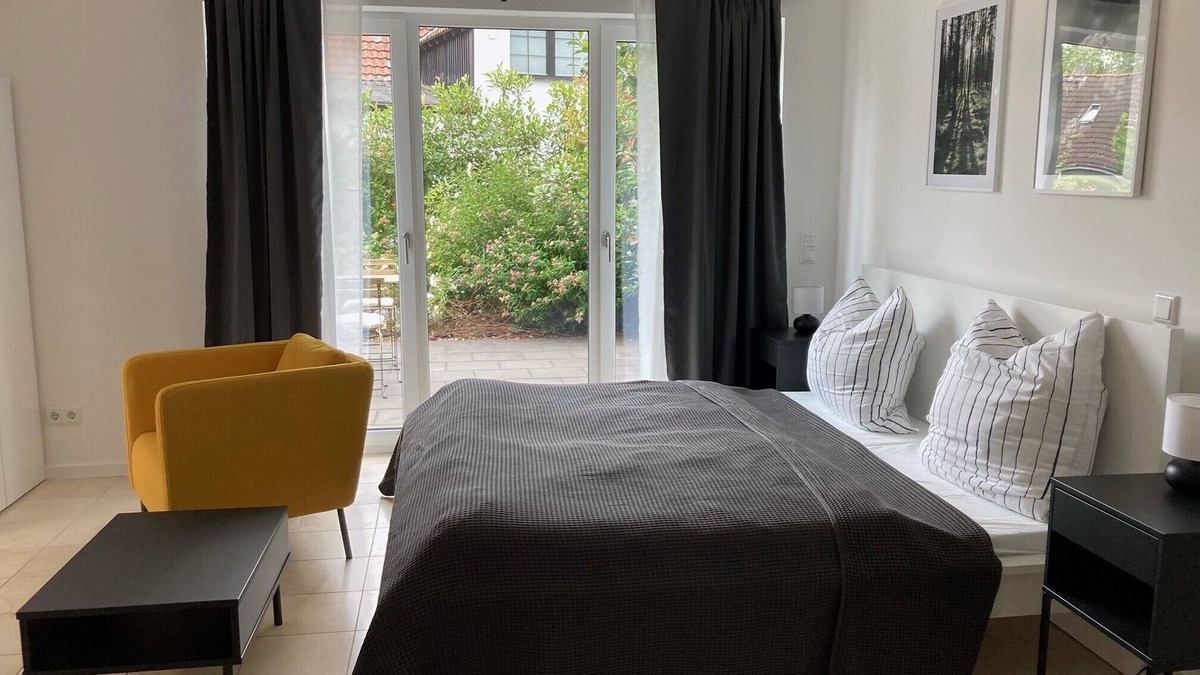 Solingen Apartment | 1 Bedroom Apartment in Solingen