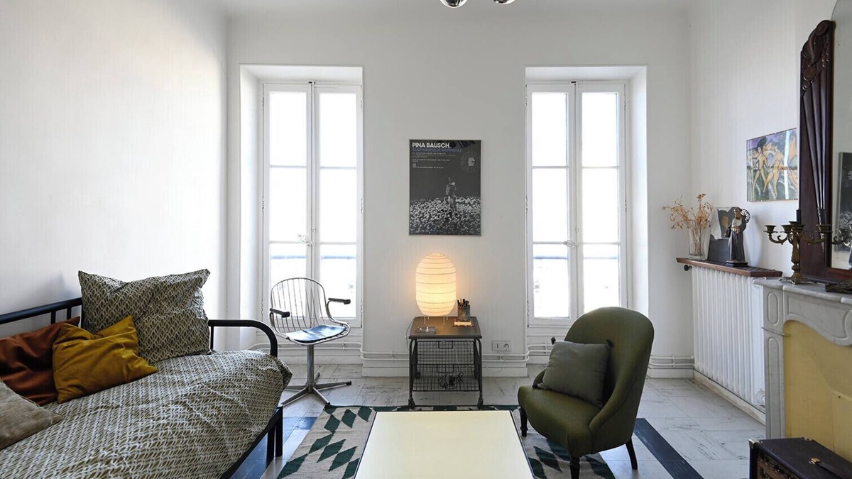 Saint-Lazare Apartment | 1-bedroom apartment near downtown