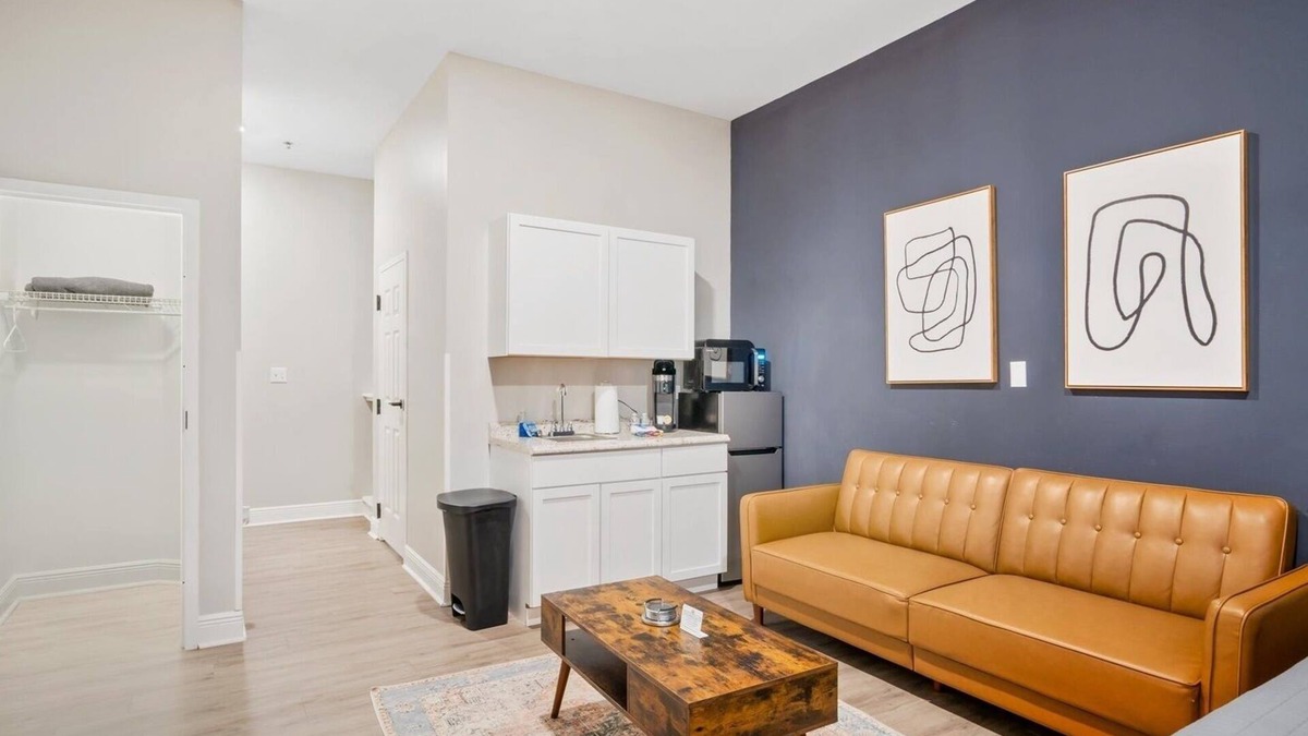 Grand Bay Apartment | 1 bedroom at Oak + Fountain - #8