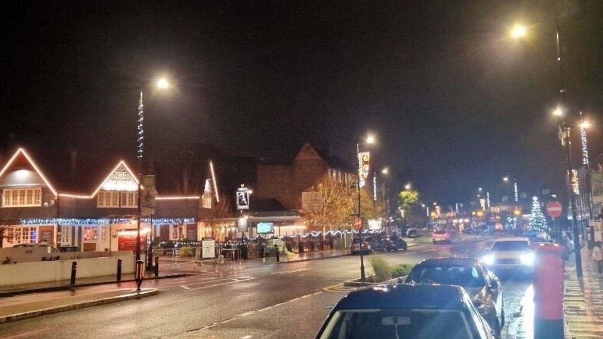 Eastcote and East Ruislip Bed & Breakfast | 1 Bedroom Bed & Breakfast In Pinner