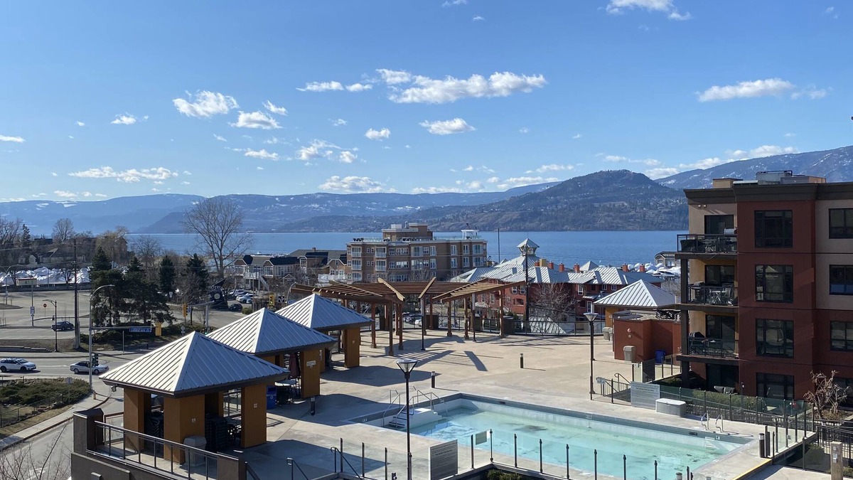 South Pandosy Condo | 1 Bedroom Condo - Amazing Lake and Mountain Views overlooking Pool and Hot Tub!
