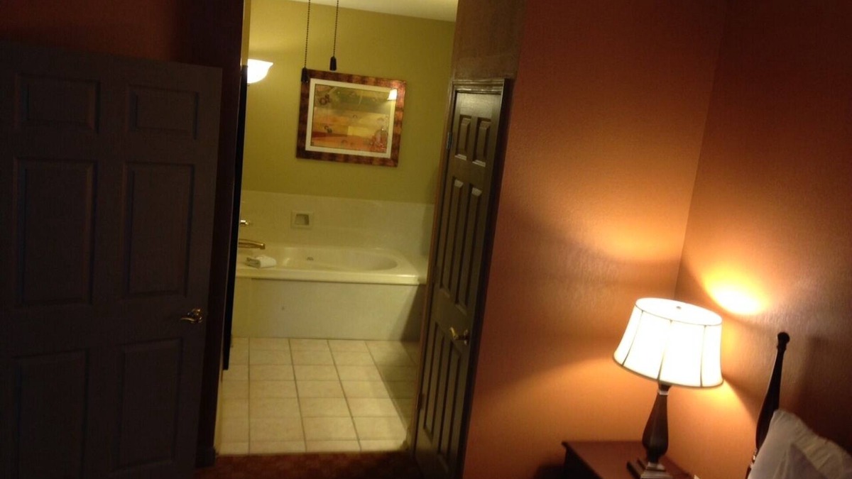 Pennington Bend Condo | 1 bedroom condo available for SEC Tournament in Nashville March 12-15, 2020