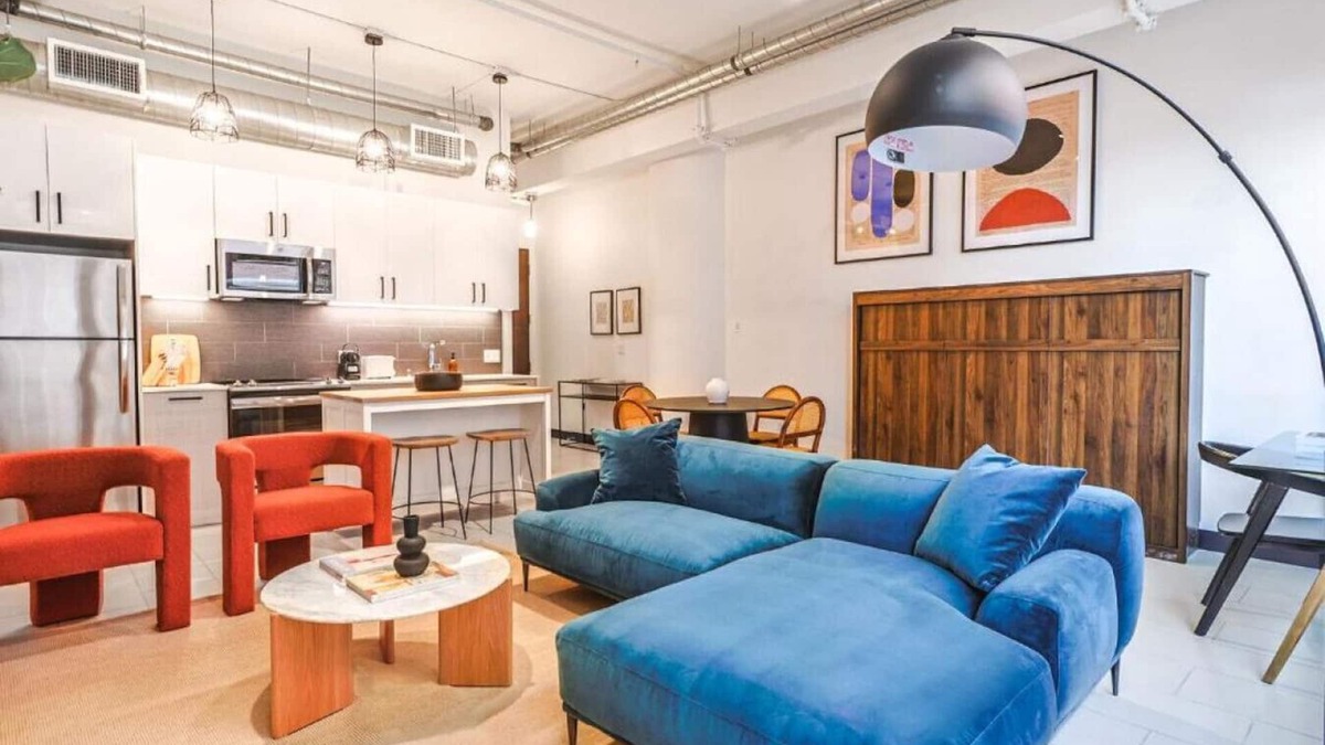 Historic Core Apartment | 1 Bedroom Condo with Rooftop Amenities – Pool, Jacuzzi & Breathtaking City Views